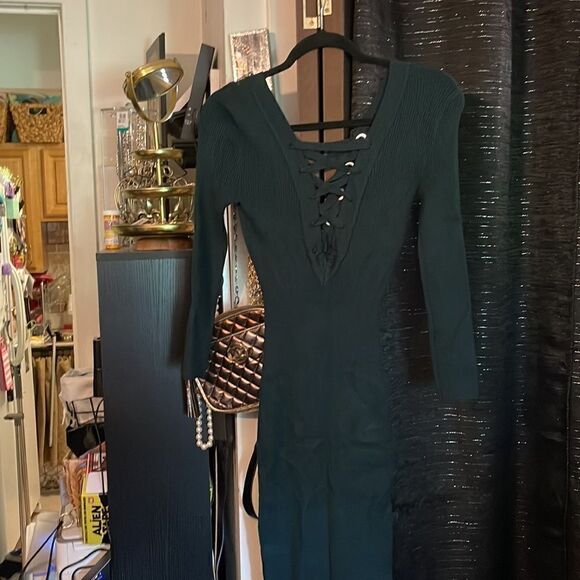 Formfitting almost famous front and back Lace up size med bodycon midi dress - Picture 2 of 3